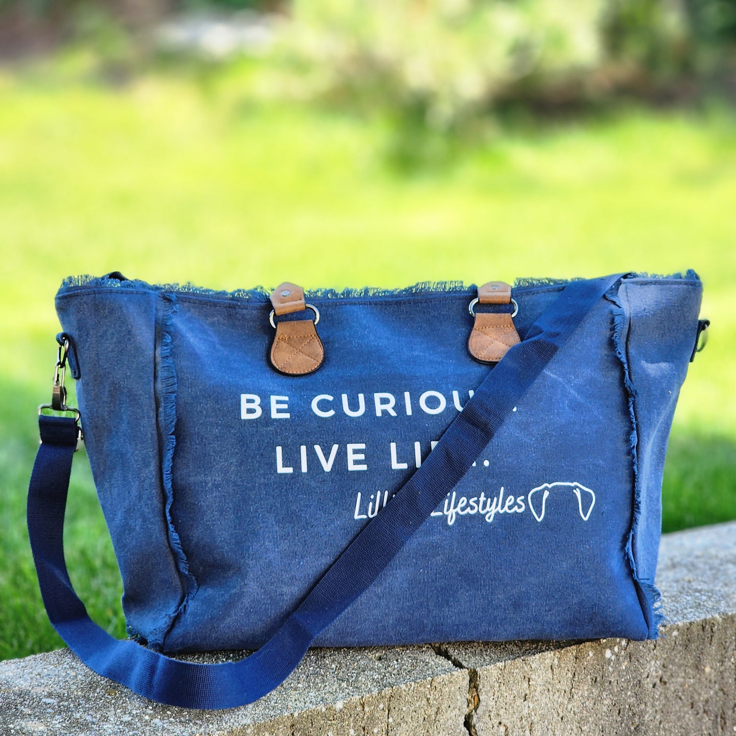 Be Curious, Live Life tote bag